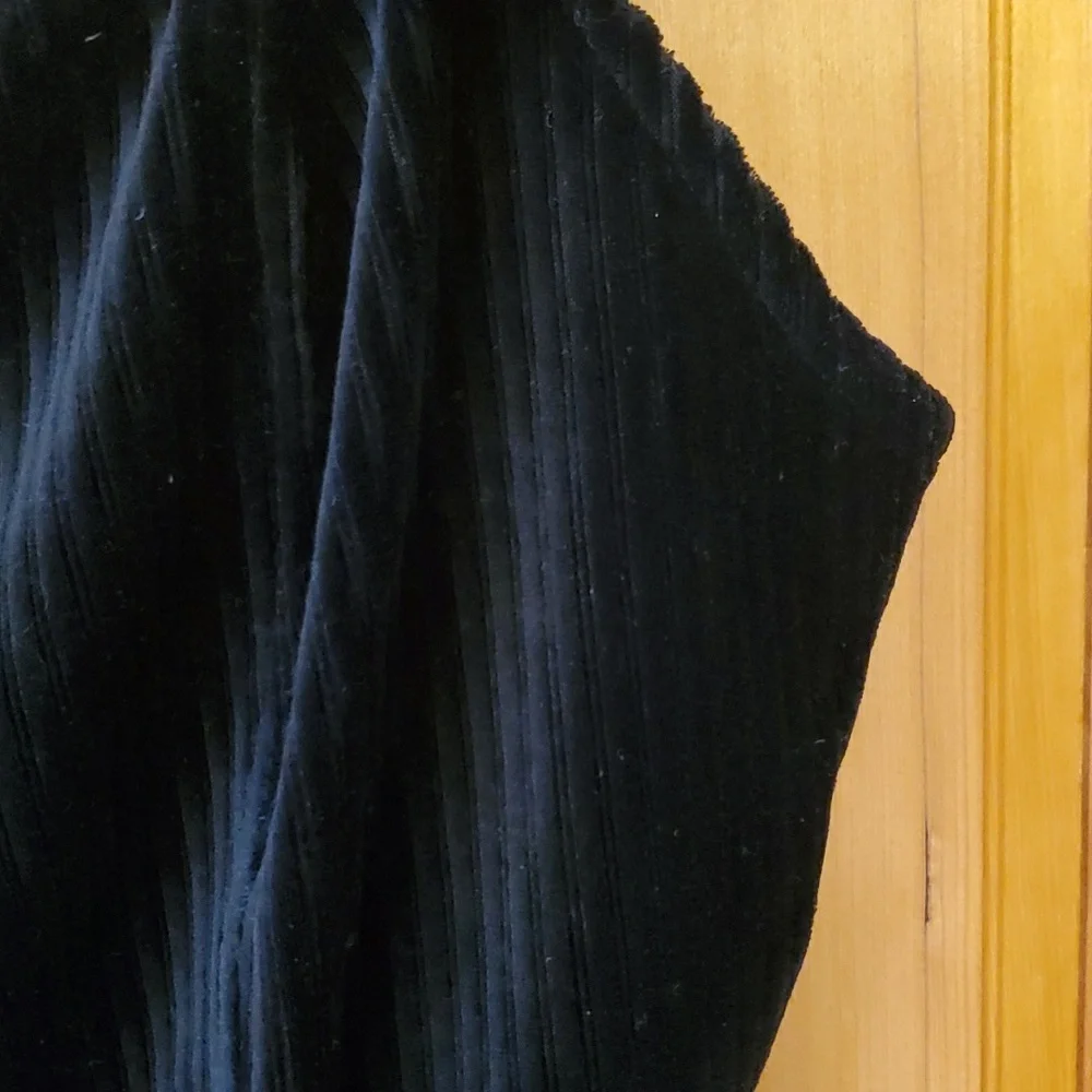 No Boundaries Juniors Black Velvet Ribbed Buckle Overall Dress Size 3X‎ (21)